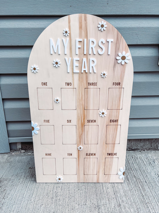 Daisy First Birthday Board (RENTAL)