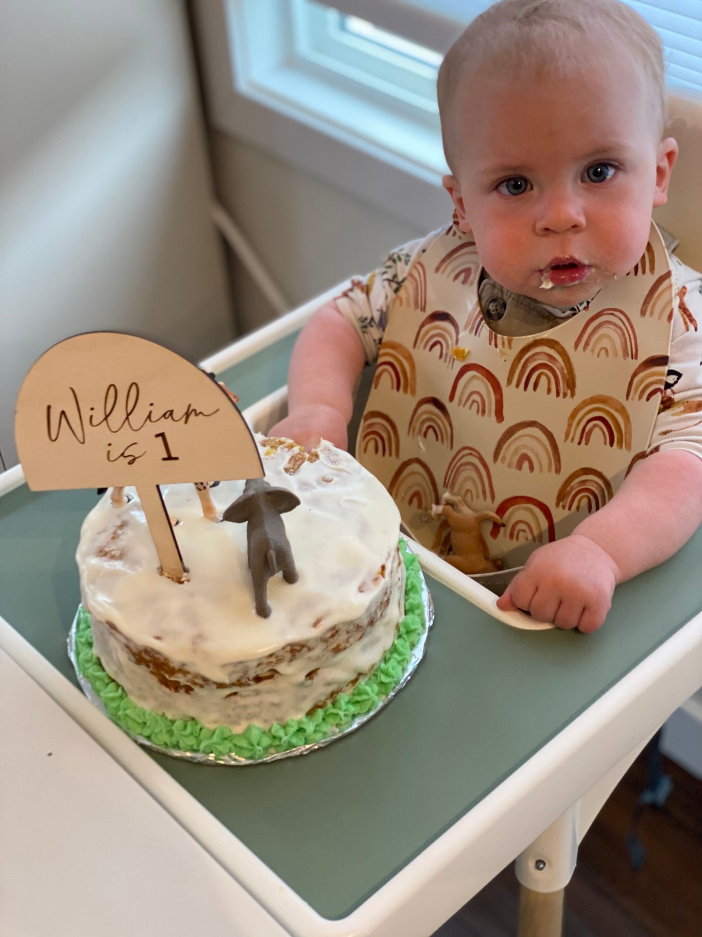 (custom font) arched cake topper