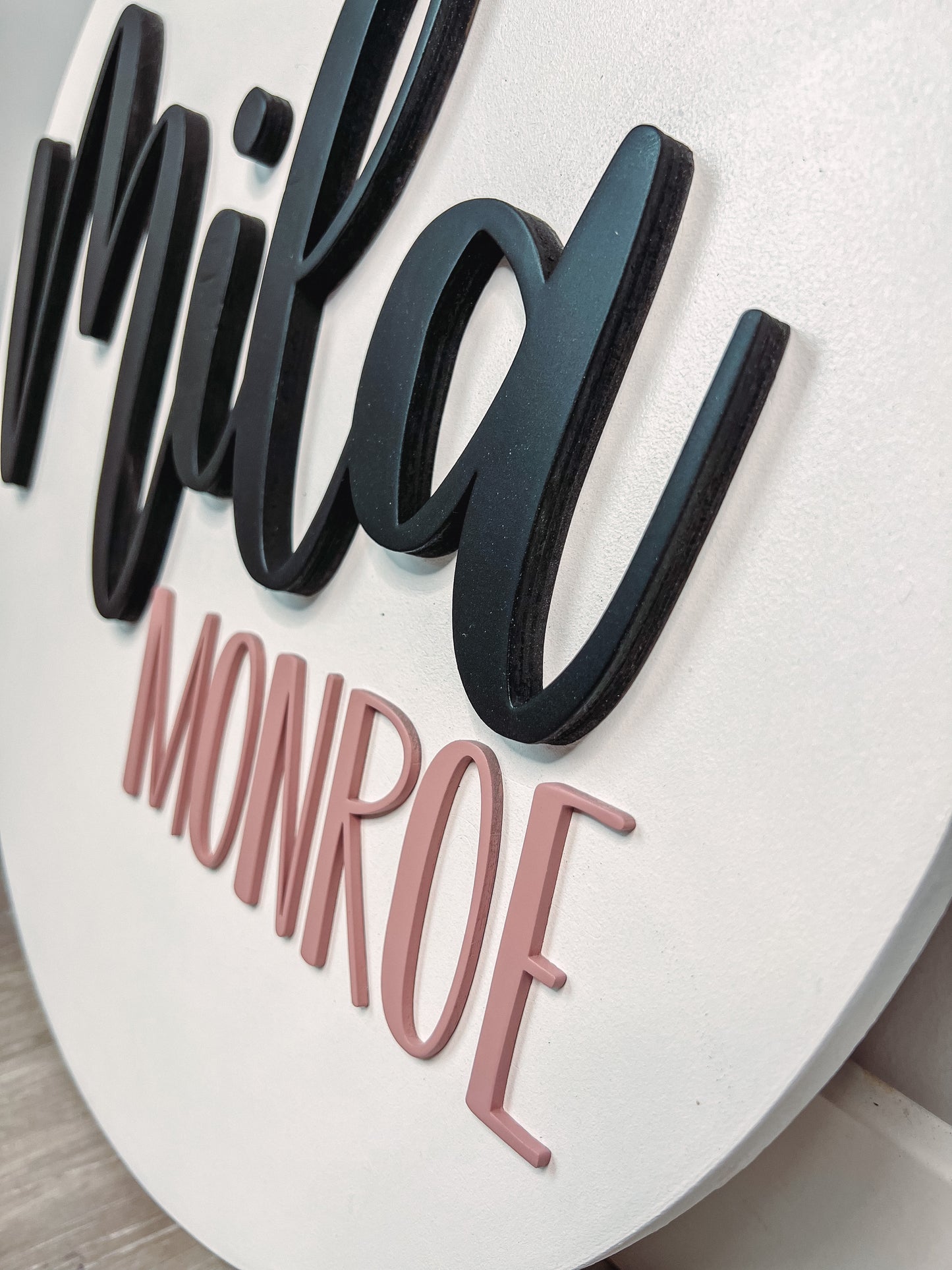 3D Round w/ First + Last Name